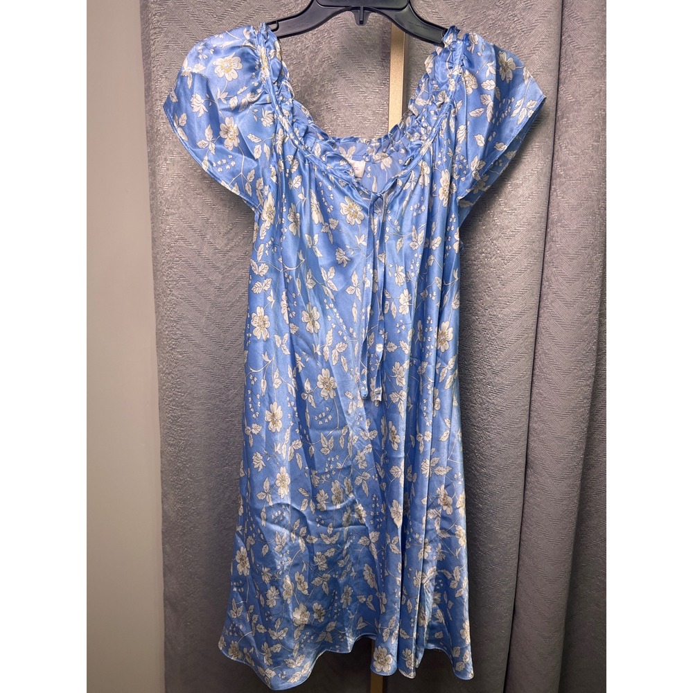 Oscar De La Renta Pink Label Nightie M Shiny Satin Floral‎ Blue and Cream